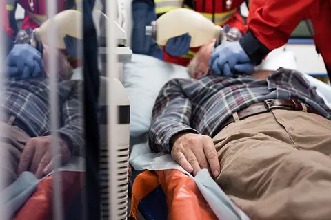 Hydrocortisone : un bond en avant dans le traitement de la pneumonie aiguë communautaire